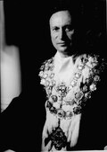 Profile Picture of Leo Porton Wikipedia
