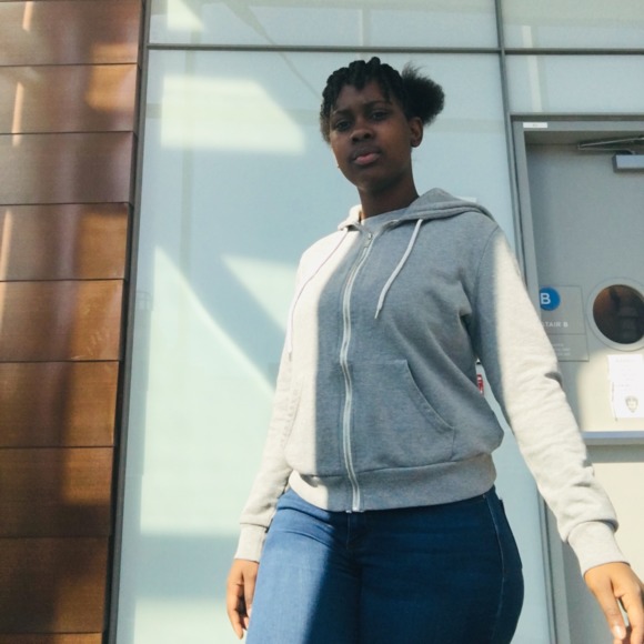 Profile Picture of Shakera Campbell (@shakera_c) on Poshmark