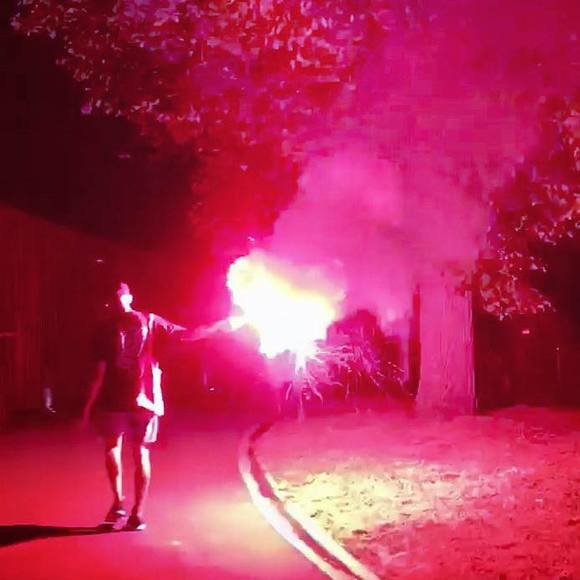 Profile Picture of Daniel Kent (@dkaeadlae) on Poshmark