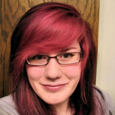 Alexandra Heisler - Twitter Profile Picture of Alexandra Heisler (@AlexHeislerArt) on Twitter