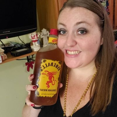 Profile Picture of Kelly (@Kellyhalpin1989) on Twitter