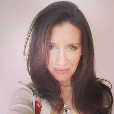 Profile Picture of Vicky Goode (@TheRealMrsGoode) on Twitter