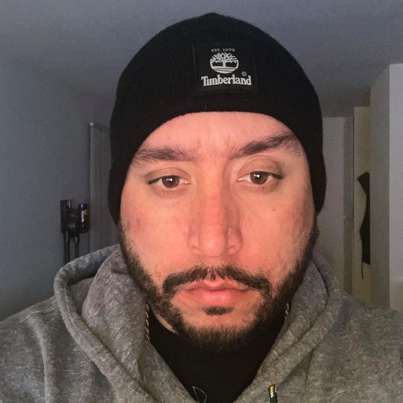 Profile Picture of Steven Lozano (@darkvayder) on Poshmark