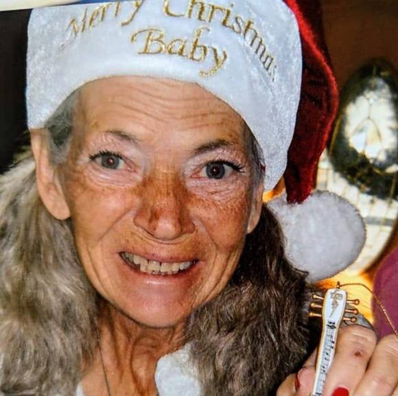 Danette Jacobson - Poshmark Profile Picture of Danette Jacobson (@dnj121) on Poshmark