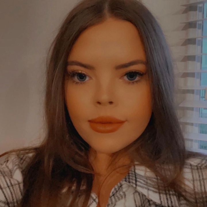 Profile Picture of Lindsay Morris (@@lindsmo) on Tiktok