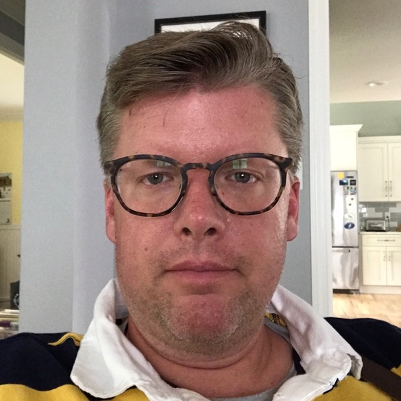 Profile Picture of Peter Sommers (@petersommers) on Poshmark