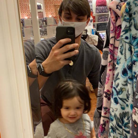 Profile Picture of Danny Donofrio (@dannydonofrio48) on Poshmark