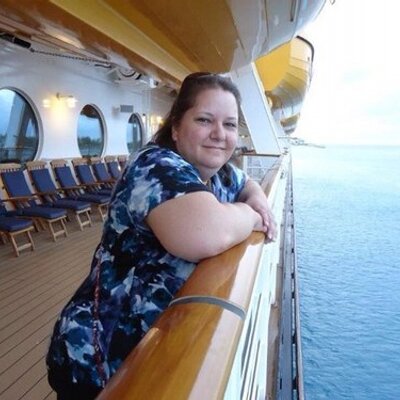 Profile Picture of Paula L Hecker (@PaulaHecker) on Twitter