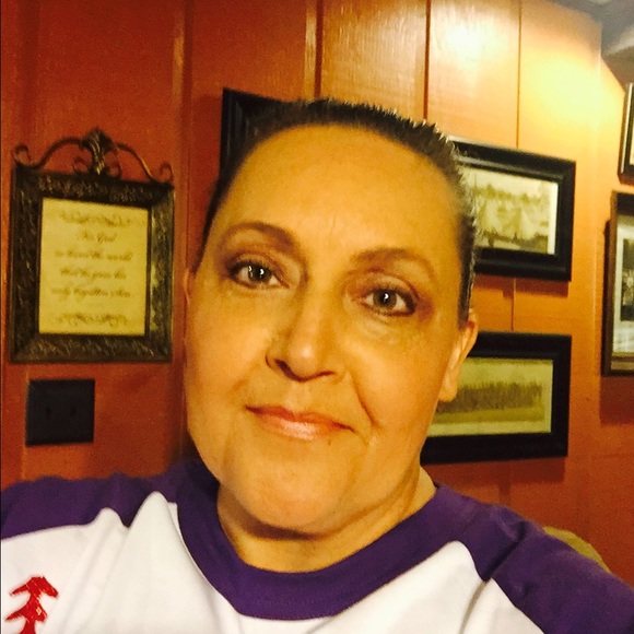 Profile Picture of Phyllis Coaker (@phyllislcoaker) on Poshmark