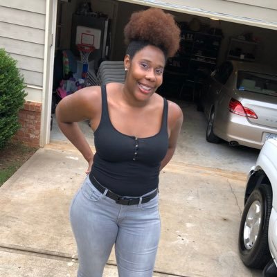 Profile Picture of April Kelley (@AprilKell1521) on Twitter