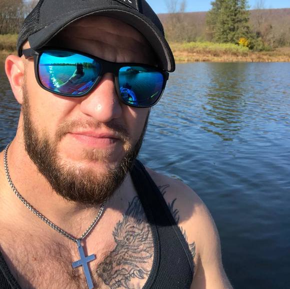 Profile Picture of Gregory Wilson (@gregorywilson) on Poshmark