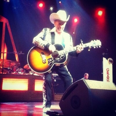 Profile Picture of Little Jimmy Dickens (@LilJimDickens) on Twitter