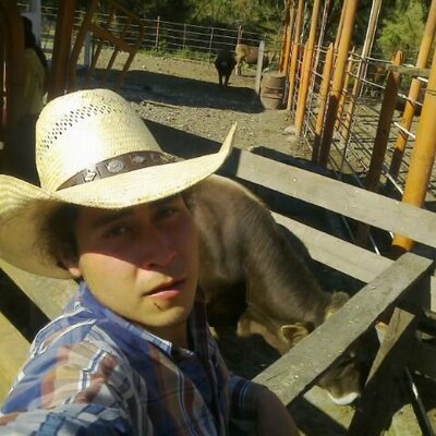 Profile Picture of Julio Castrejon Rdz (@zardo_10) on Twitter