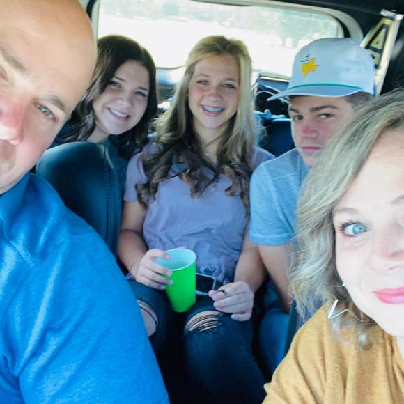 Mandy Powers - Poshmark Profile Picture of Mandy Powers (@mkay313) on Poshmark