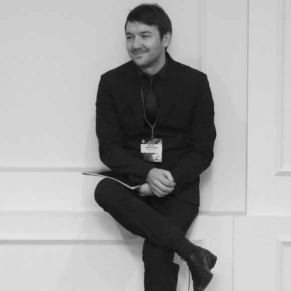 Profile Picture of Dennis Nikolayenko (@dnikolayenko) on Poshmark