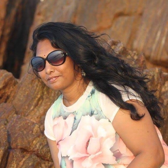 Profile Picture of Samatha Chintamaneni (@sam160776) on Poshmark