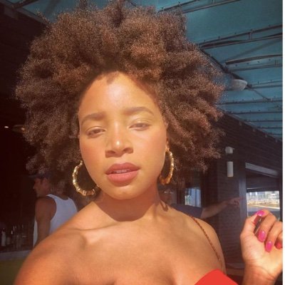 Profile Picture of Tiffani Holland (@TiffaniHo11and) on Twitter