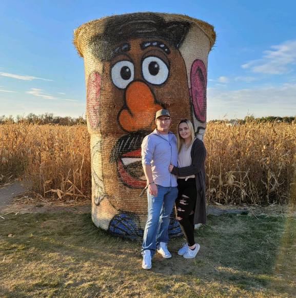 Profile Picture of Sara Kurtti (@sarakurtti) on Poshmark