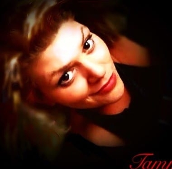 Profile Picture of Tammie Dittrick (@tammiedittrick) on Poshmark