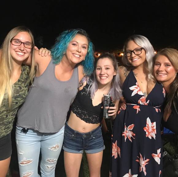 Profile Picture of Tessa Marketti (@tessmari3) on Poshmark