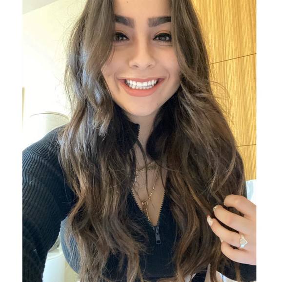 Profile Picture of Brianna Aguirre (@x0x0_bri) on Poshmark