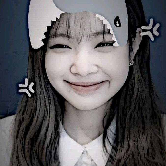 Profile Picture of Andrea. (@andreaisback1) on Tiktok