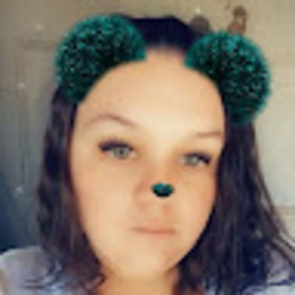 Profile Picture of Heather Autrey (@southerncutie15) on Poshmark