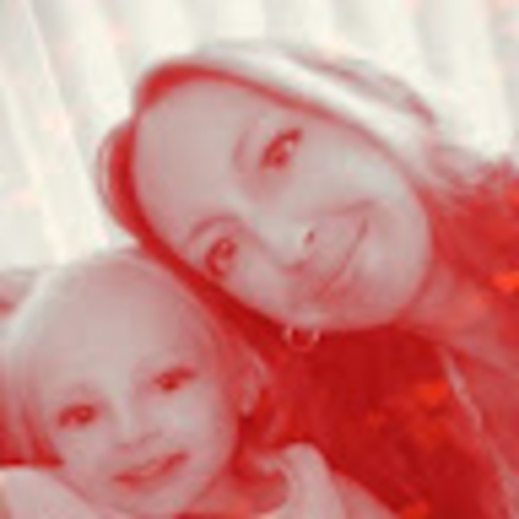 Profile Picture of Jessica Bartella (@jessbartella830) on Poshmark