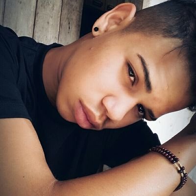 Profile Picture of Taylor Gabriel (@taylorgabri37) on Twitter