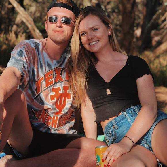 Profile Picture of Jimmy Yoder (@jimmyyoder) on Poshmark