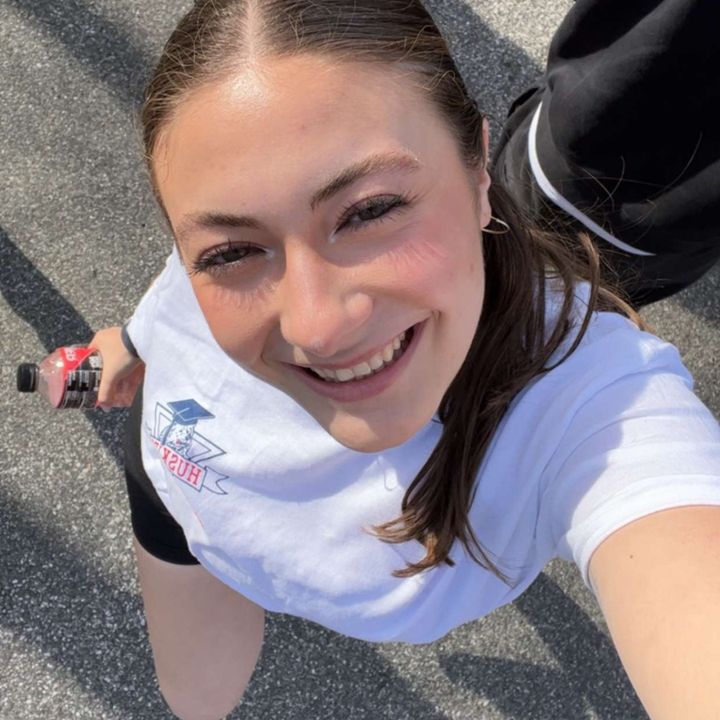 Profile Picture of Julia (@juliamoakes) on Tiktok