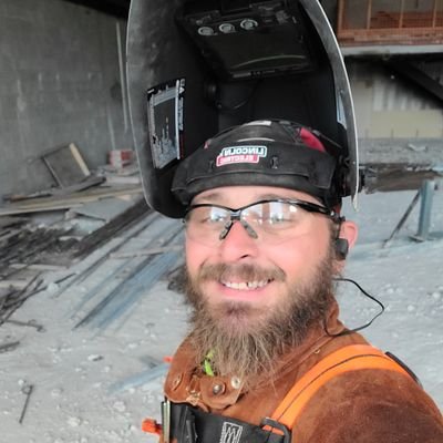 Profile Picture of Justin Blevins (@JustinB18609604) on Twitter