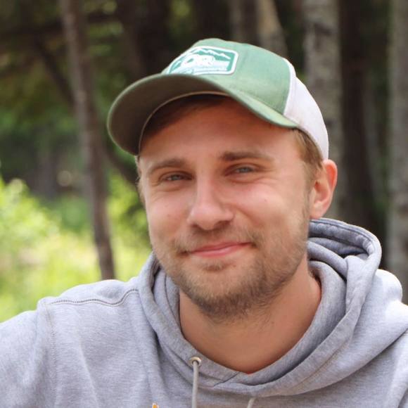 Profile Picture of Ben Mertus (@mertusb) on Poshmark