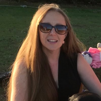 Profile Picture of Claire Brewer (@PuggleT) on Twitter