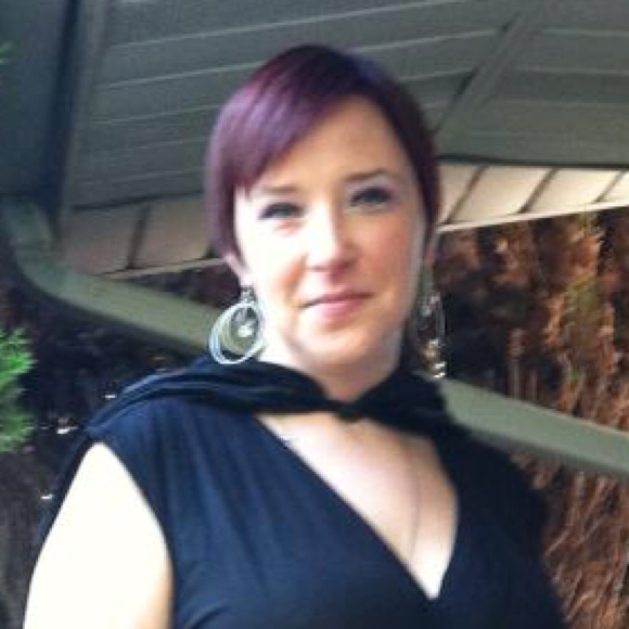 Michelle Halleck - Poshmark Profile Picture of Michelle Halleck (@rellehcim) on Poshmark