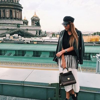 Lindsay Montgomery - Twitter Profile Picture of Lindsay Montgomery (@@LindsayKaitlin) on Twitter