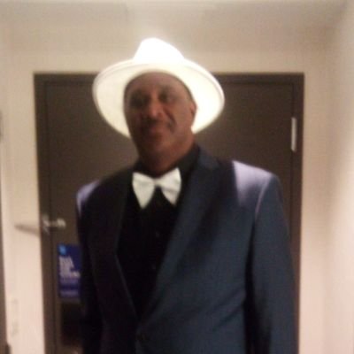 Profile Picture of Ronald Vaughn (@RonaldV73374857) on Twitter