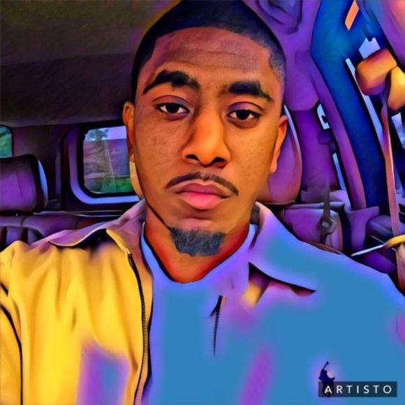 Profile Picture of Richard Daniels (@richrich901) on Poshmark