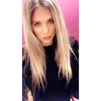 Profile Picture of Amy-louise (@AmySimmons4) on Twitter