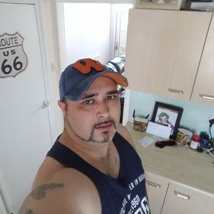 Profile Picture of David Hutchison (@dragon47max) on Twitter