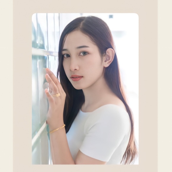Profile Picture of Wanida Singthong (@wanidas) on Poshmark