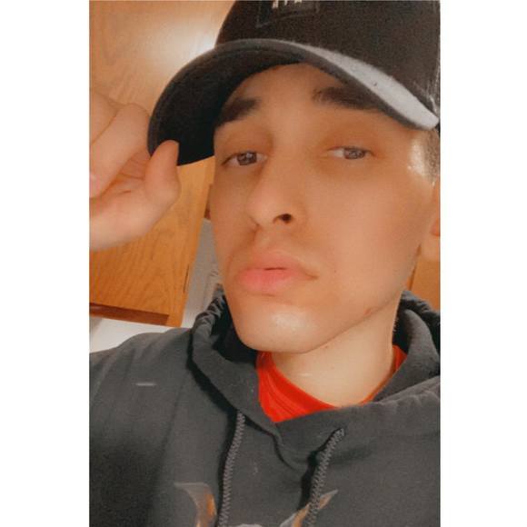 Ruben Sotelo - Poshmark Profile Picture of Ruben Sotelo (@rubensotelo290) on Poshmark