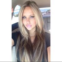 Profile Picture of Steph Lohrenz (@stephaniekflore) on Pinterest