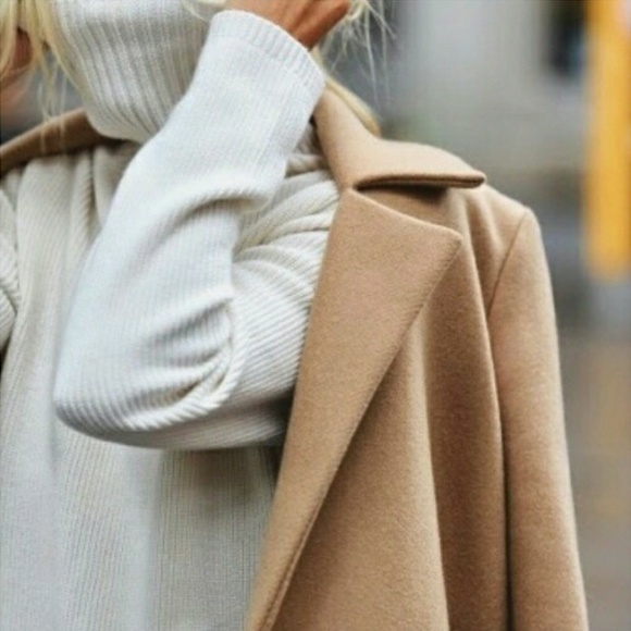 Profile Picture of Samira Karimova (@samirakarimova_) on Poshmark