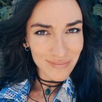 Profile Picture of Claudia Stănescu (@tamaradelempicka129) on Instagram