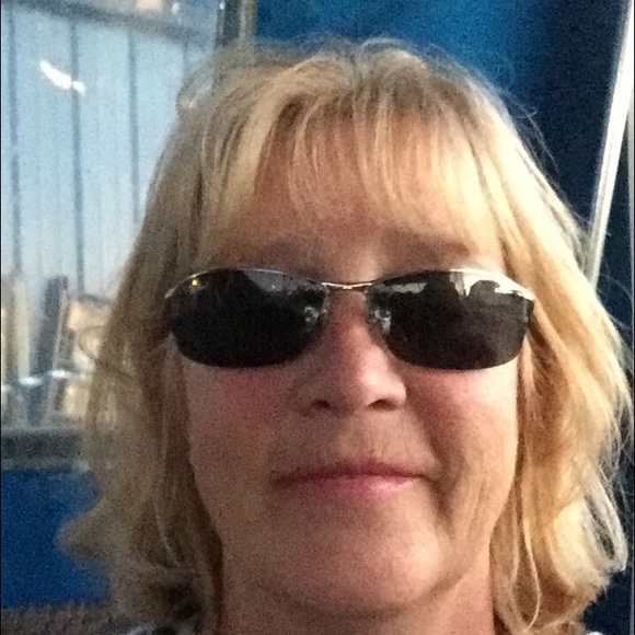 Profile Picture of Patricia Karnuth (@patsy1031) on Poshmark