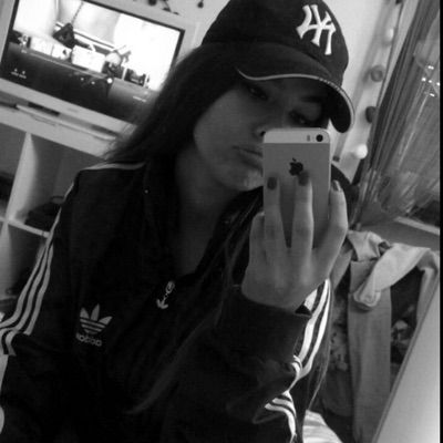 Profile Picture of Maya Berger (@xxmxyx__) on Tiktok