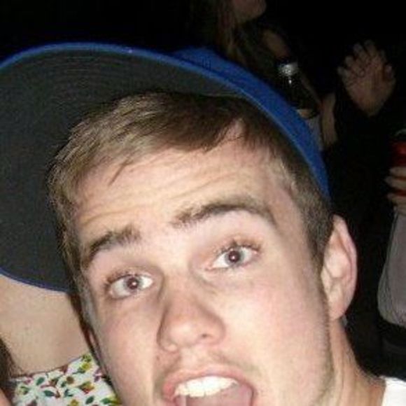 Profile Picture of Chad Keller (@kchad85) on Poshmark