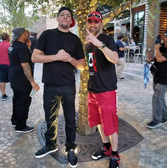 Profile Picture of Rene Saenz (@renesaenz) on Poshmark