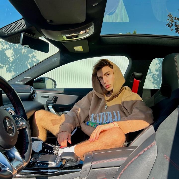 Profile Picture of Michael Hirak (@countrybiohirak86) on Tiktok